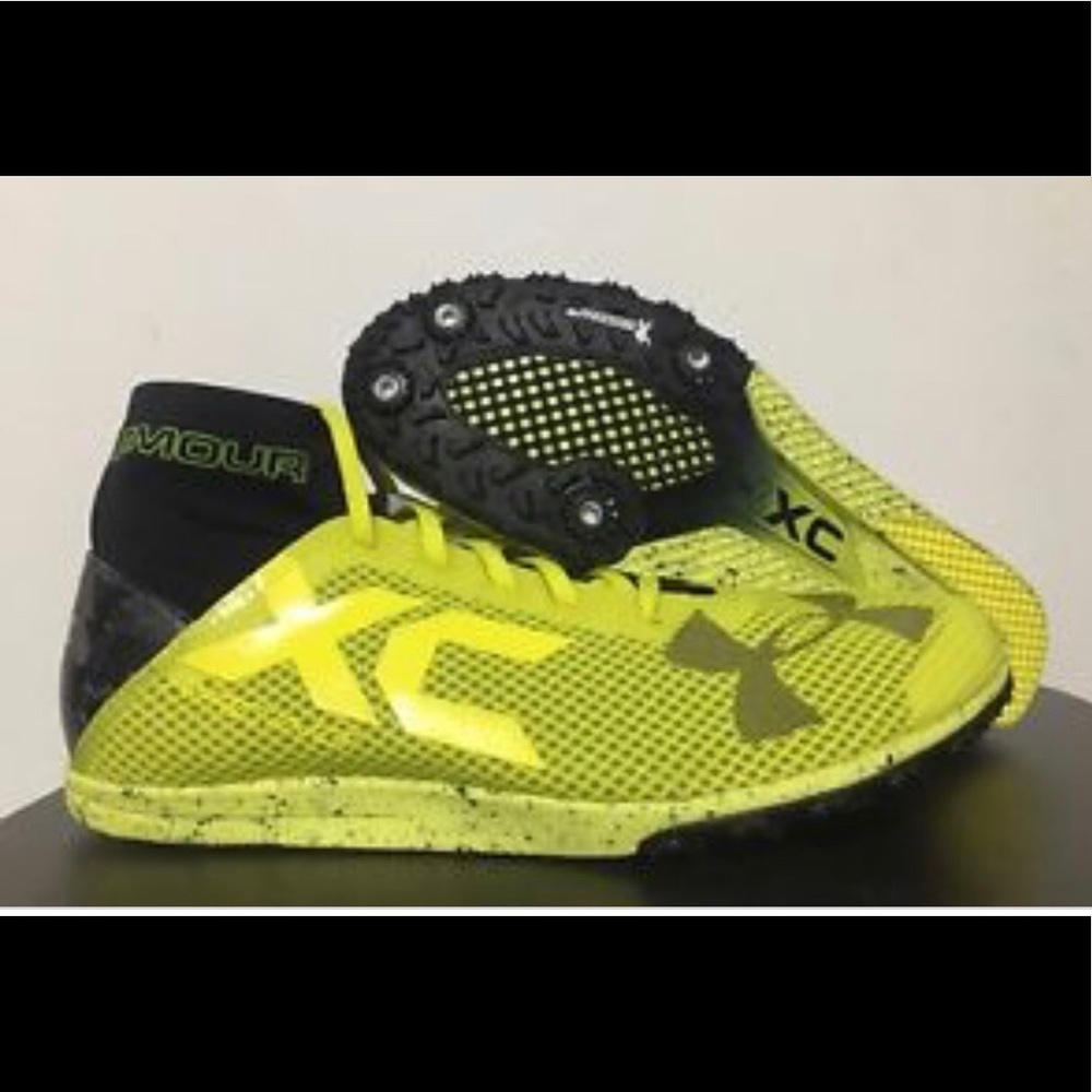 Underarmour shoes size 11